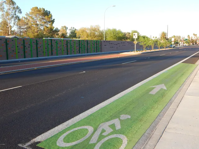 $1,695 | 2025 South Granada Drive, Unit 12, Tempe, AZ 85282