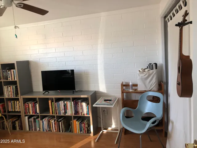 $1,695 | 2025 South Granada Drive, Unit 12, Tempe, AZ 85282