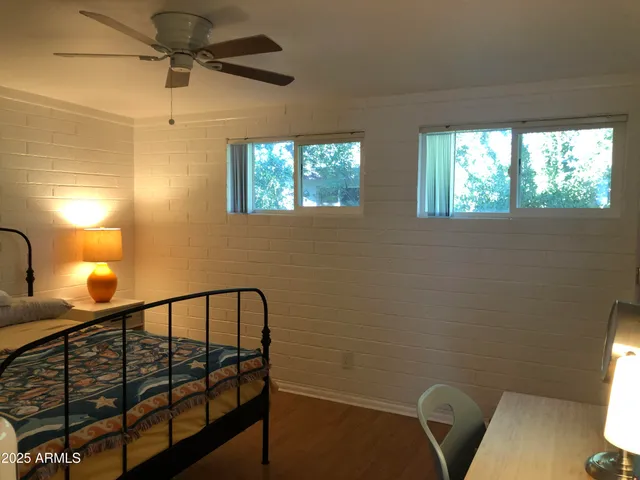 $1,695 | 2025 South Granada Drive, Unit 12, Tempe, AZ 85282