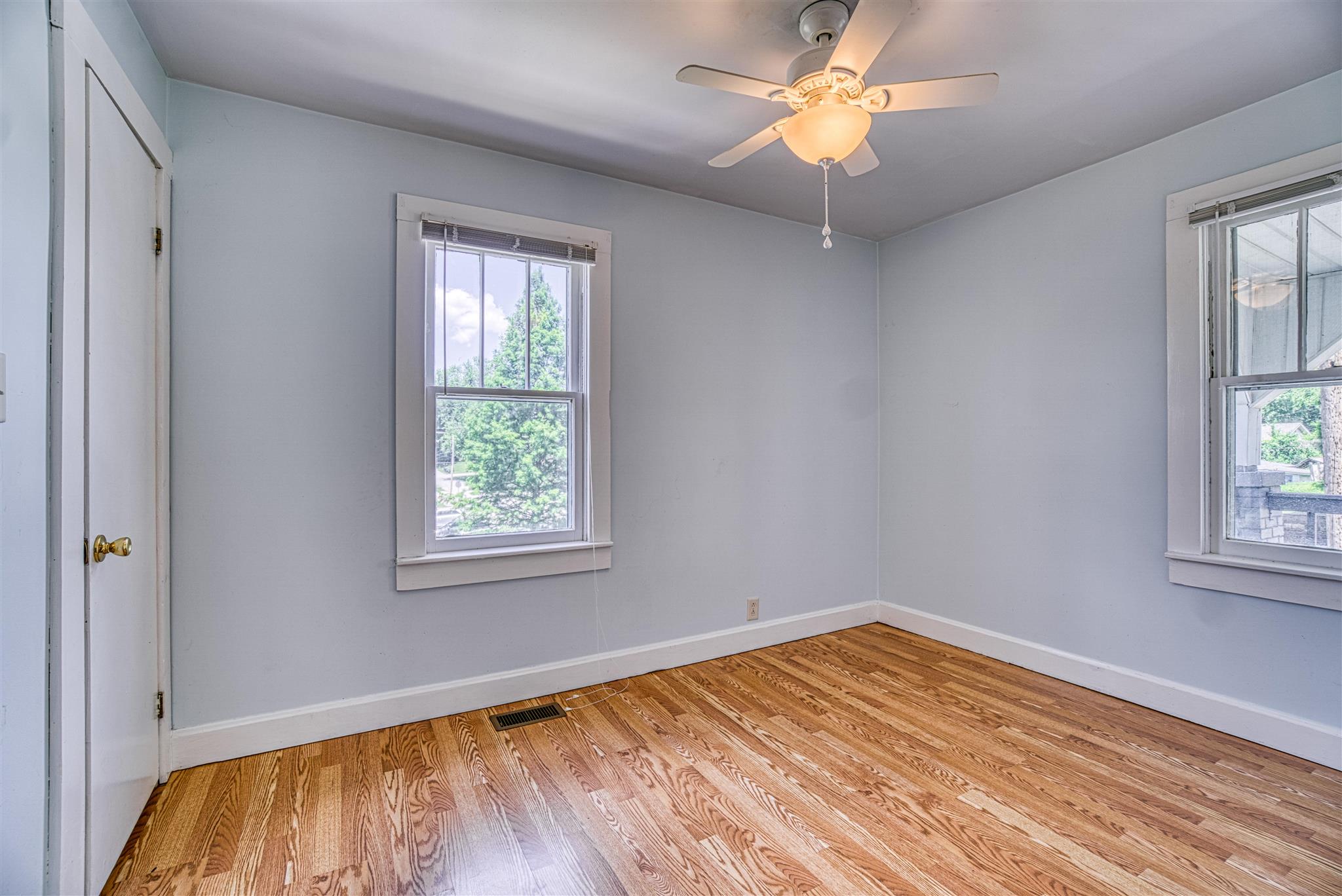210 Locust Street Newburgh, IN 47630 - Photo 16 of 36 Gallery Image 16