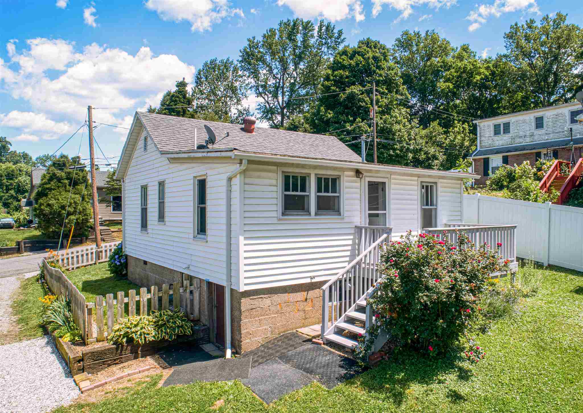 210 Locust Street Newburgh, IN 47630 - Photo 24 of 36 Gallery Image 24