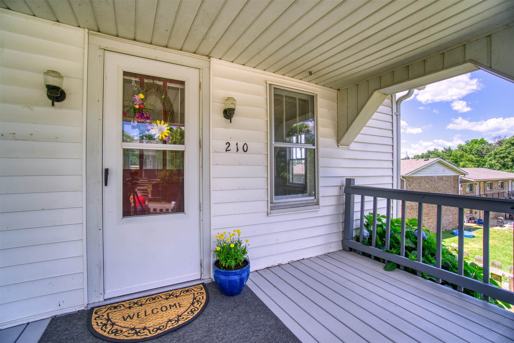 210 Locust Street Newburgh, IN 47630 - Photo 4 of 36 Gallery Image 4