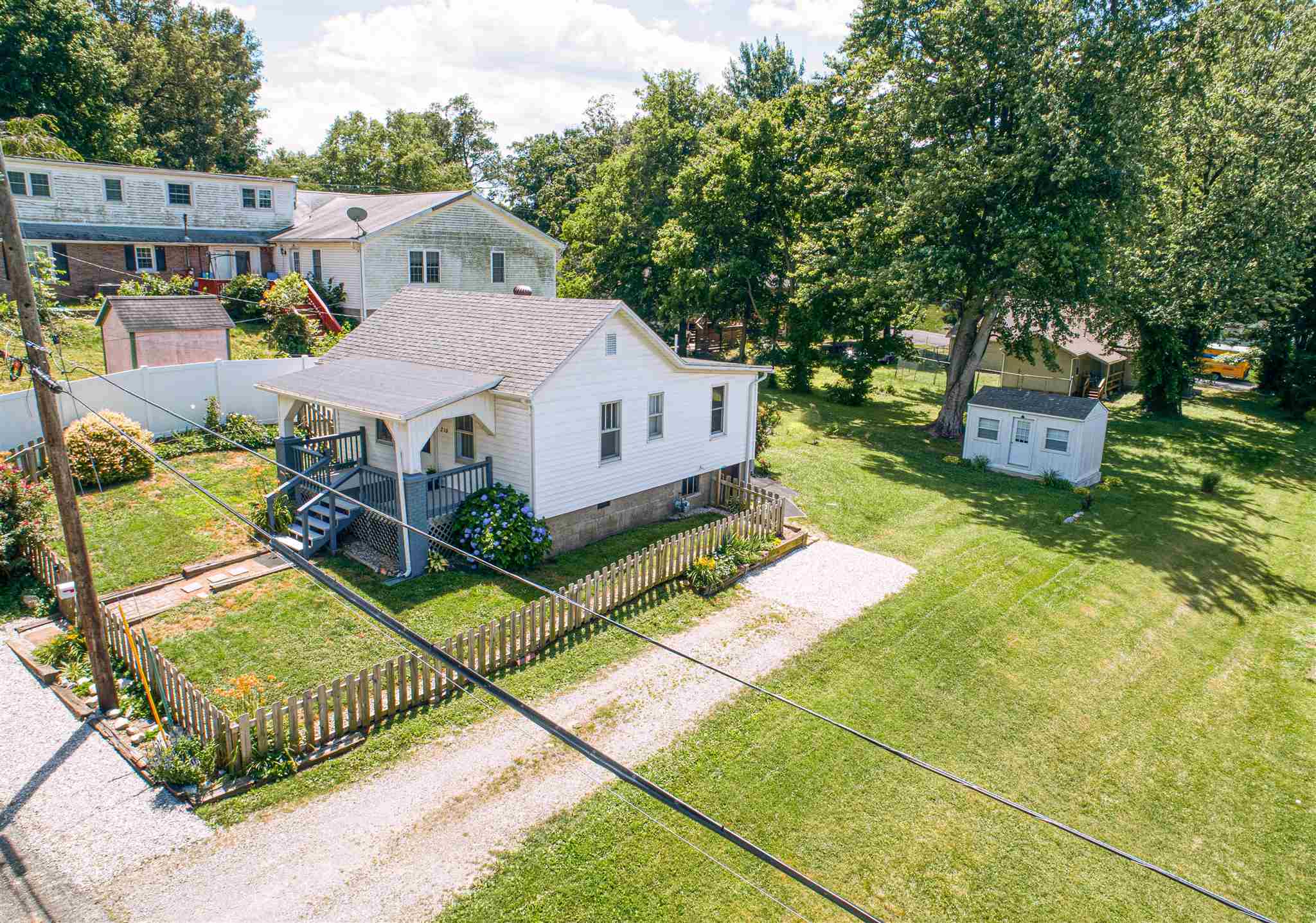 210 Locust Street Newburgh, IN 47630 - Photo 34 of 36 Gallery Image 34
