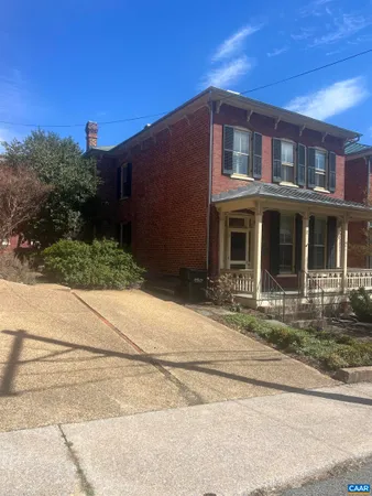 $595,000 | 17 North Washington Street, Staunton, VA 24401