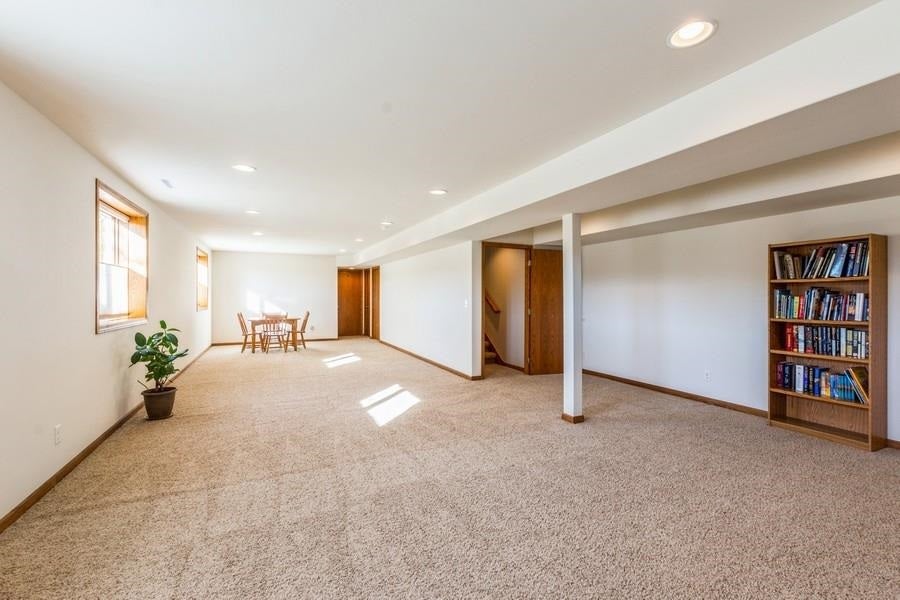 608 Deer Ridge Drive Atkins, IA 52206 - Photo 25 of 35 Gallery Image 25