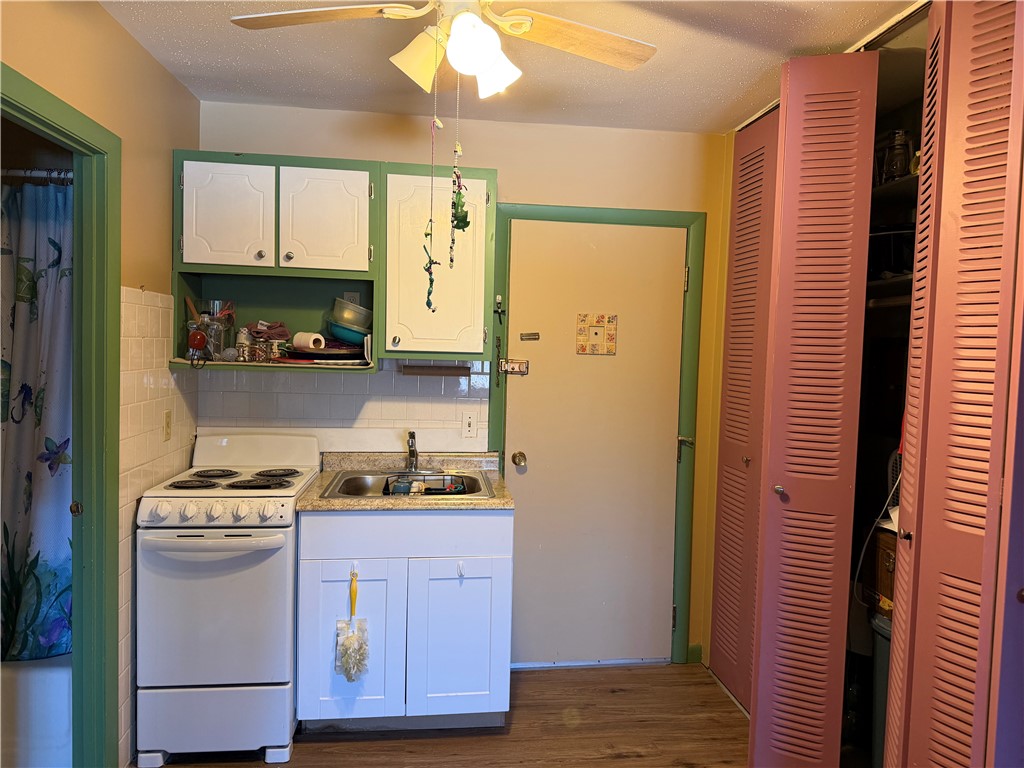347 Main Road, Unit 103 Tiverton, RI 02878 - Photo 5 of 9