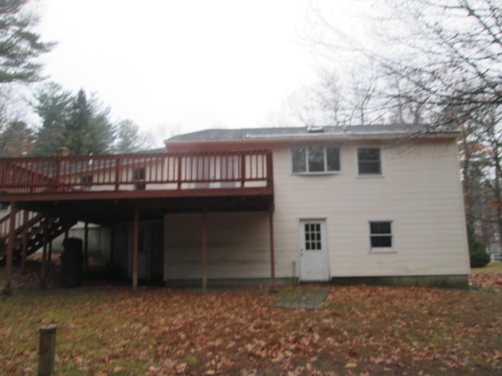 67 Old Chester Road Derry, NH 03038 - Photo 8 of 10