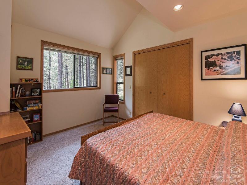 70358 Linnaea Borealis Black Butte Ranch, OR 97759 - Photo 13 of 25 Additional Photo