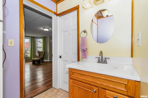 $175,000 | 102 South Eastern Avenue, Minier, IL 61759