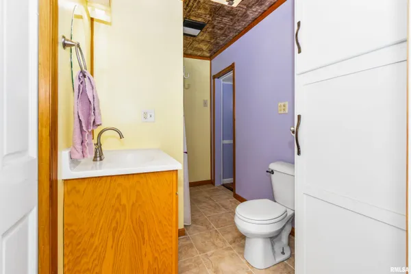 $175,000 | 102 South Eastern Avenue, Minier, IL 61759