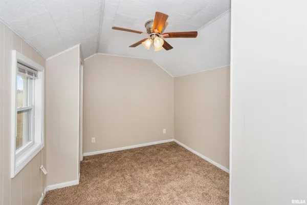 $175,000 | 102 South Eastern Avenue, Minier, IL 61759