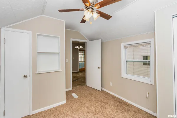 $175,000 | 102 South Eastern Avenue, Minier, IL 61759