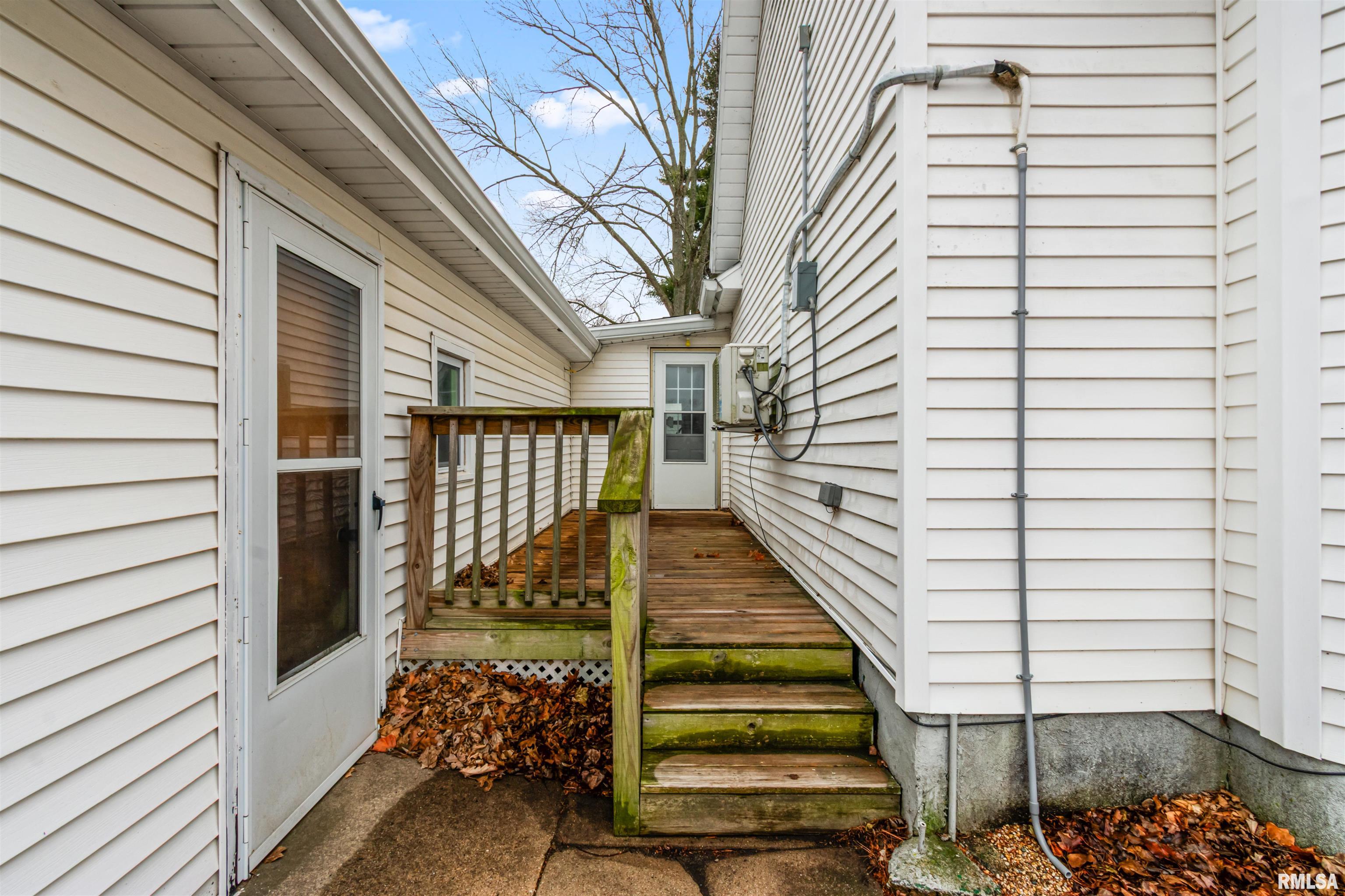 102 South Eastern Avenue Minier, IL 61759 - Photo 31 of 37