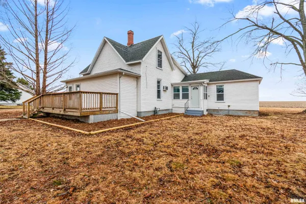 $175,000 | 102 South Eastern Avenue, Minier, IL 61759