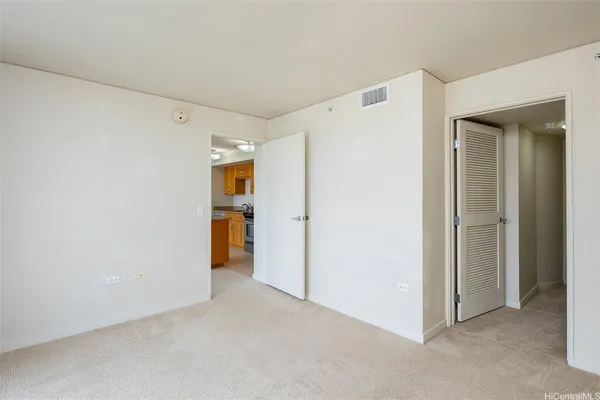 $2,900 | 1296 Kapiolani Boulevard, Unit 2801, Honolulu, HI 96814