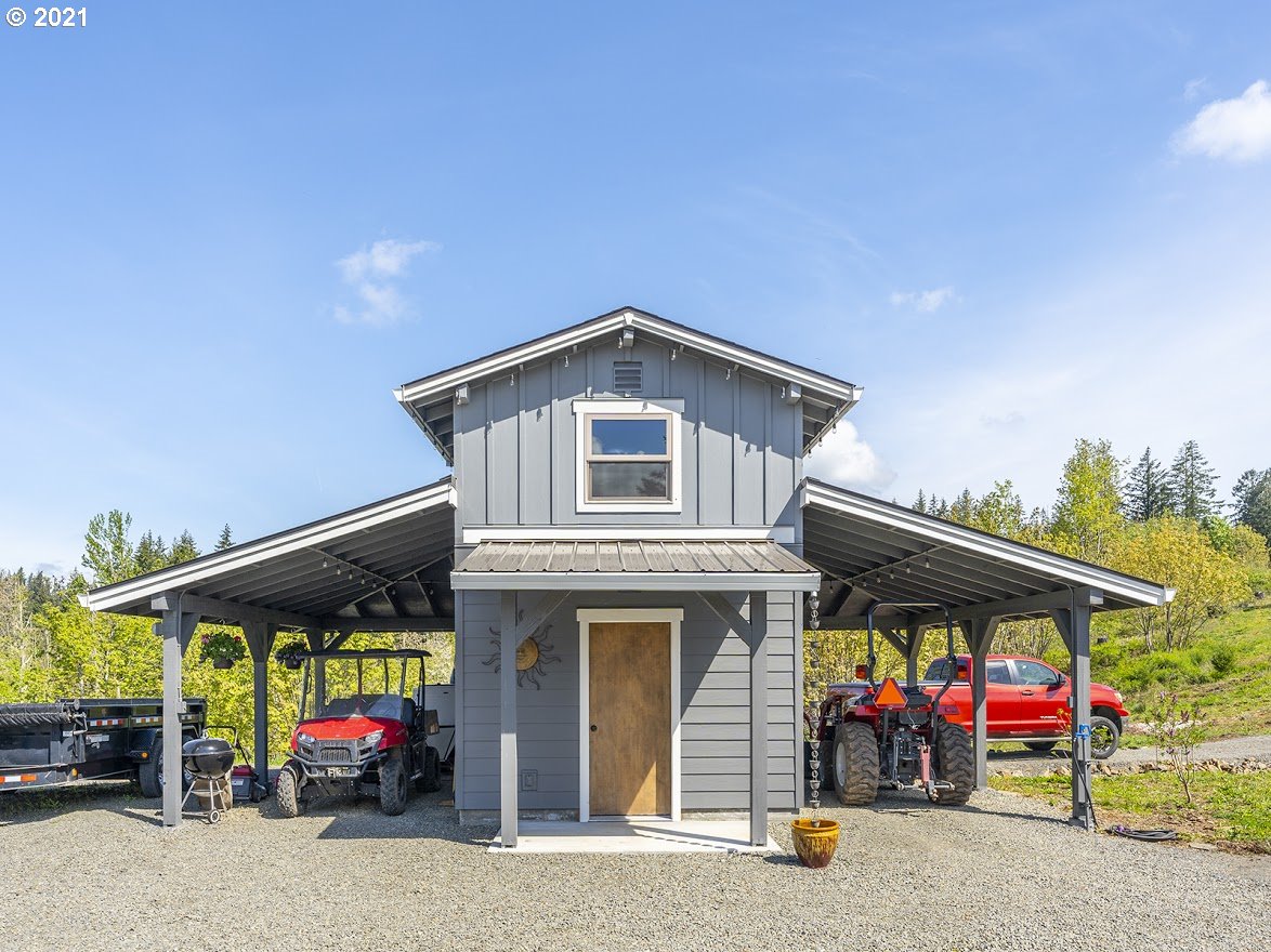 21123 South Jubb Road Estacada, OR 97023 - Photo 6 of 32