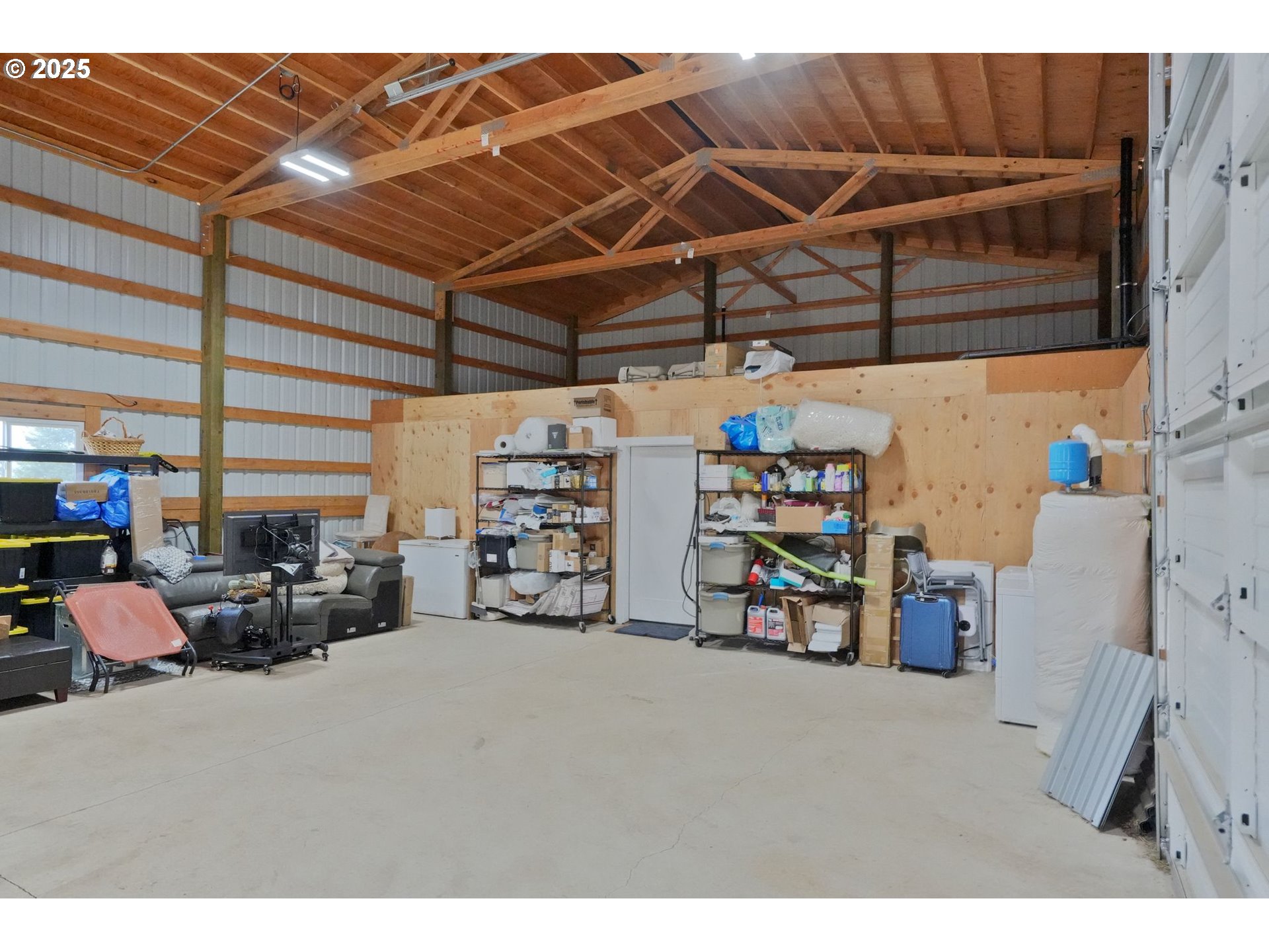 3341 Seminole Road Northeast Silverton, OR 97381 - Photo 34 of 48 Shop