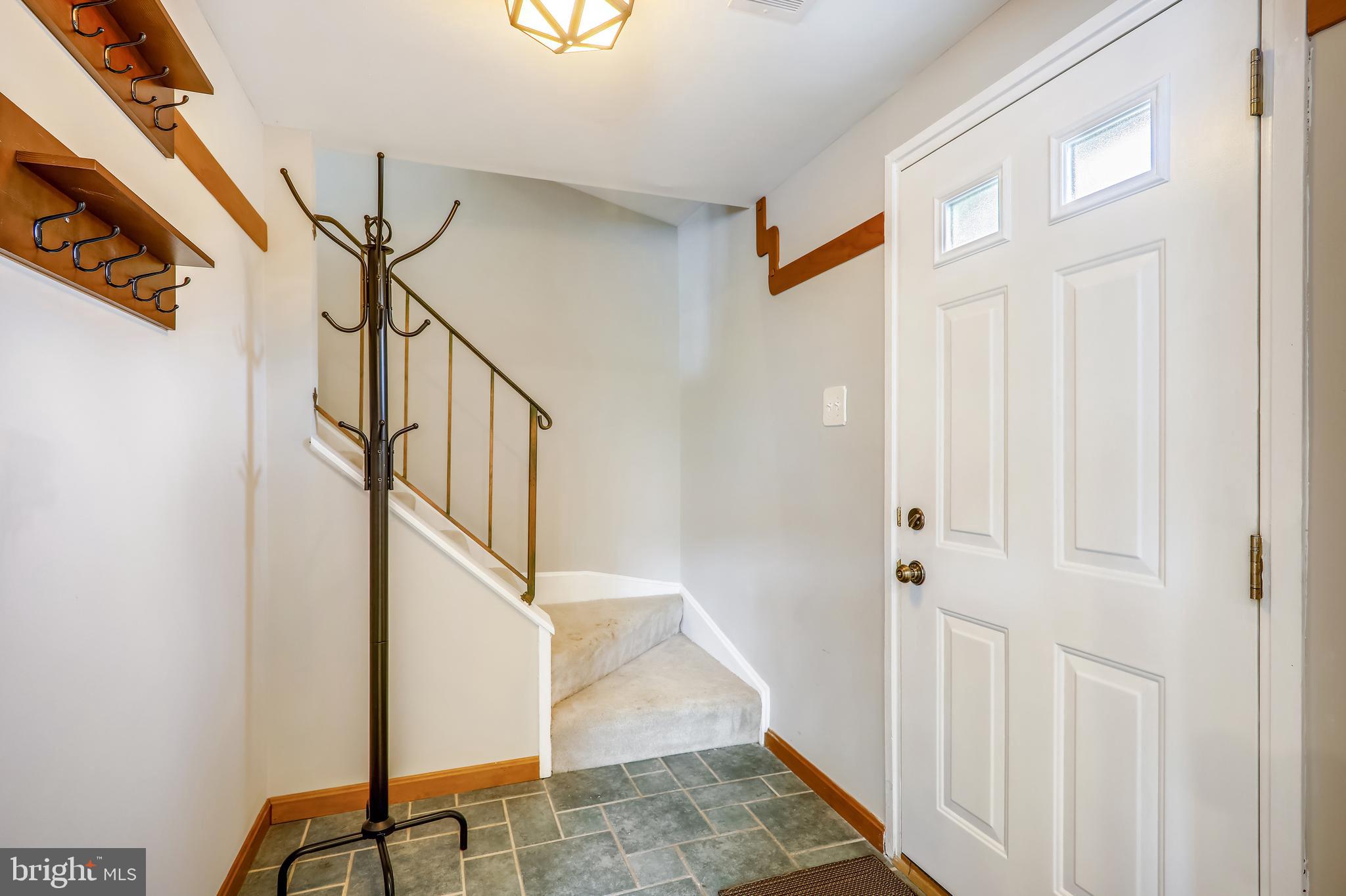 10705 Lester Street Silver Spring, MD 20902 - Photo 3 of 23 Front foyer