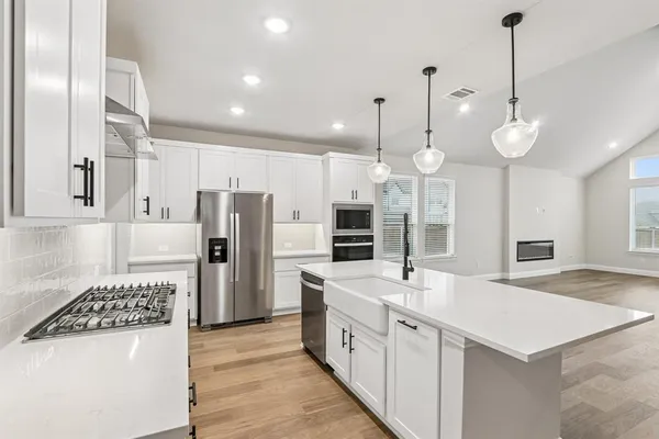 $3,100 | 716 Papyrus Drive, Justin, TX 76247