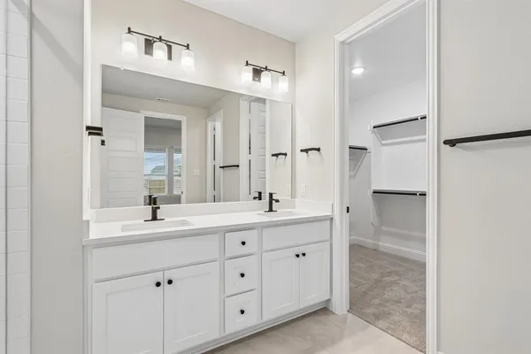 $3,100 | 716 Papyrus Drive, Justin, TX 76247