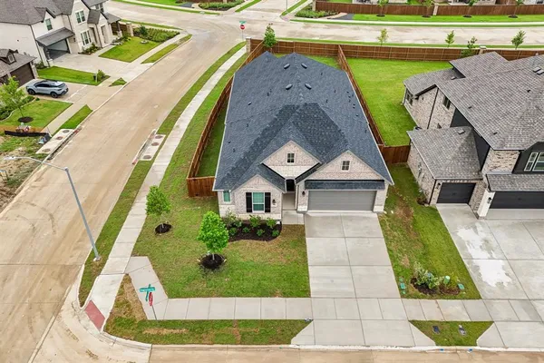 $3,100 | 716 Papyrus Drive, Justin, TX 76247