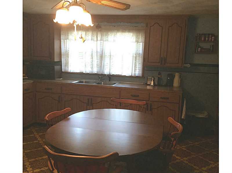 74 Duchess Road Cumberland, RI 02864 - Photo 4 of 10 Kitchen.