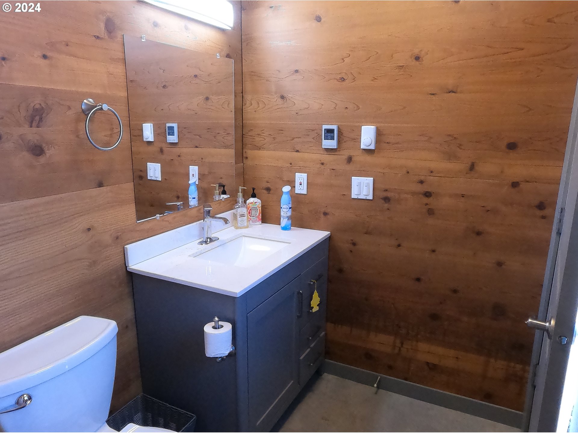 11175 Southwest Pixie Lane Culver, OR 97734 - Photo 27 of 33 a bathroom with a sink a toilet and shower