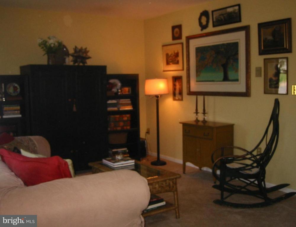 333 Cardinal Road Lititz, PA 17543 - Photo 3 of 8