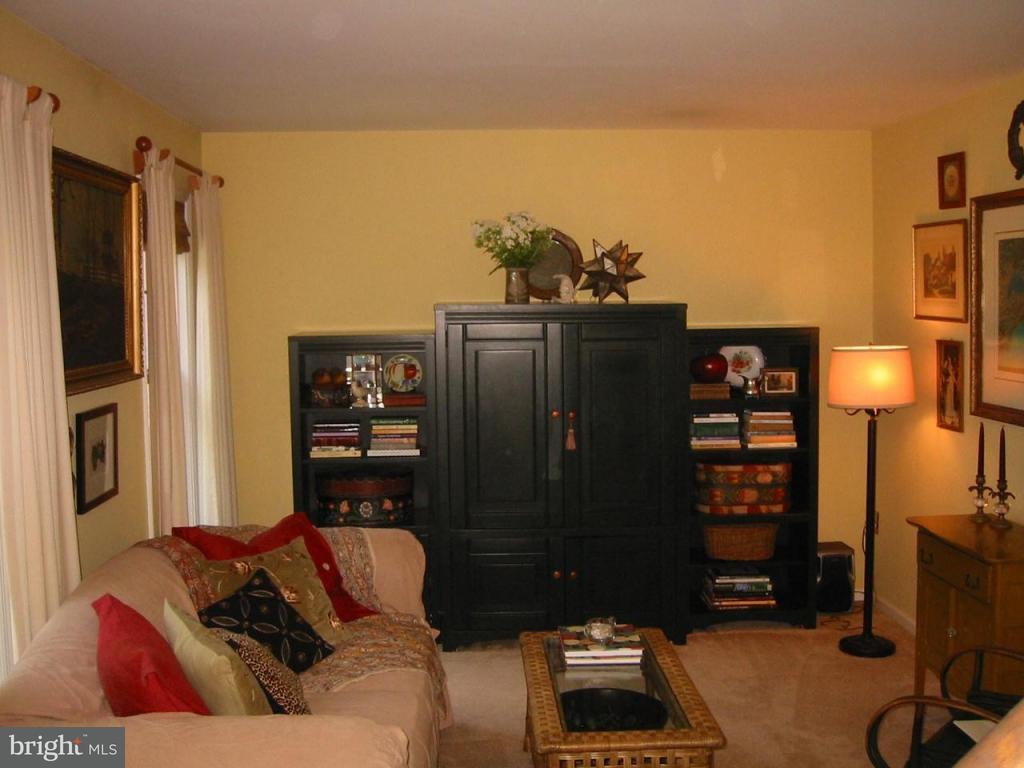 333 Cardinal Road Lititz, PA 17543 - Photo 4 of 8