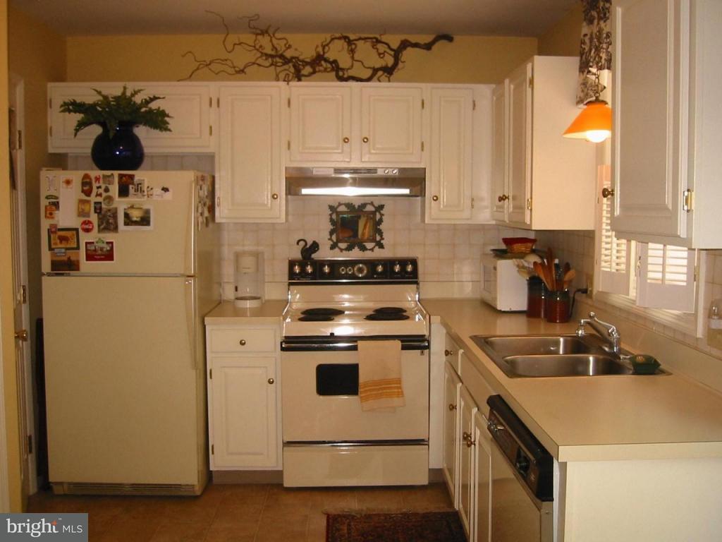 333 Cardinal Road Lititz, PA 17543 - Photo 5 of 8