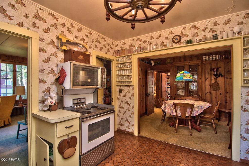1111 Avoy Road Lakeville, PA 18438 - Photo 17 of 108