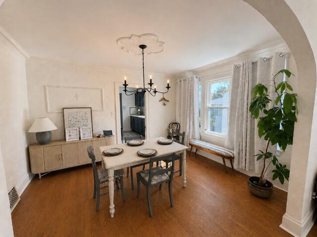 2327 Buchanan Road Kenosha, WI 53143 - Photo 3 of 25 diningroom 1 main