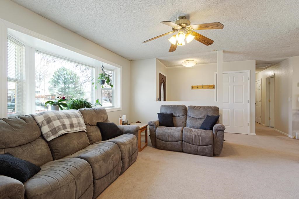 623 Ox Bow Road Grand Junction, CO 81504 - Photo 4 of 26 Gallery Image 4