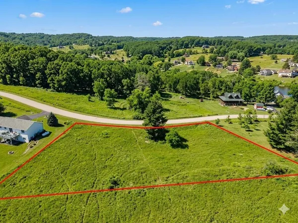 $27,500 | L483-484 Summit Point, La Valle, WI 53941