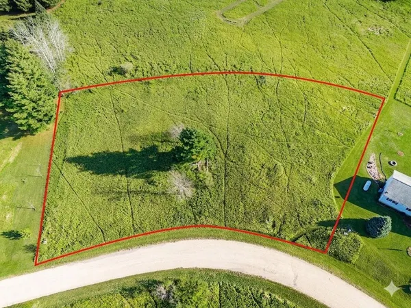 $27,500 | L483-484 Summit Point, La Valle, WI 53941