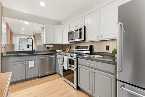 $749,900 | 36 Worcester Square, Unit 1, Boston, MA 02118