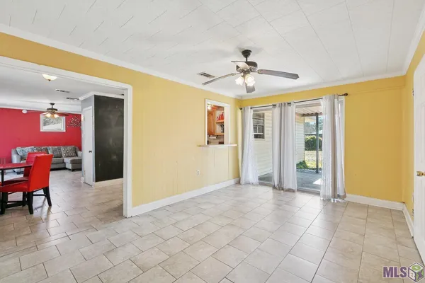 $152,000 | 9490 Dabney Drive, Denham Springs, LA 70726
