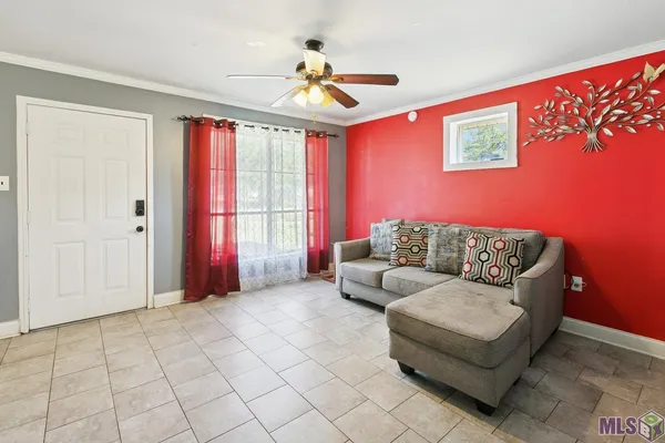 $152,000 | 9490 Dabney Drive, Denham Springs, LA 70726