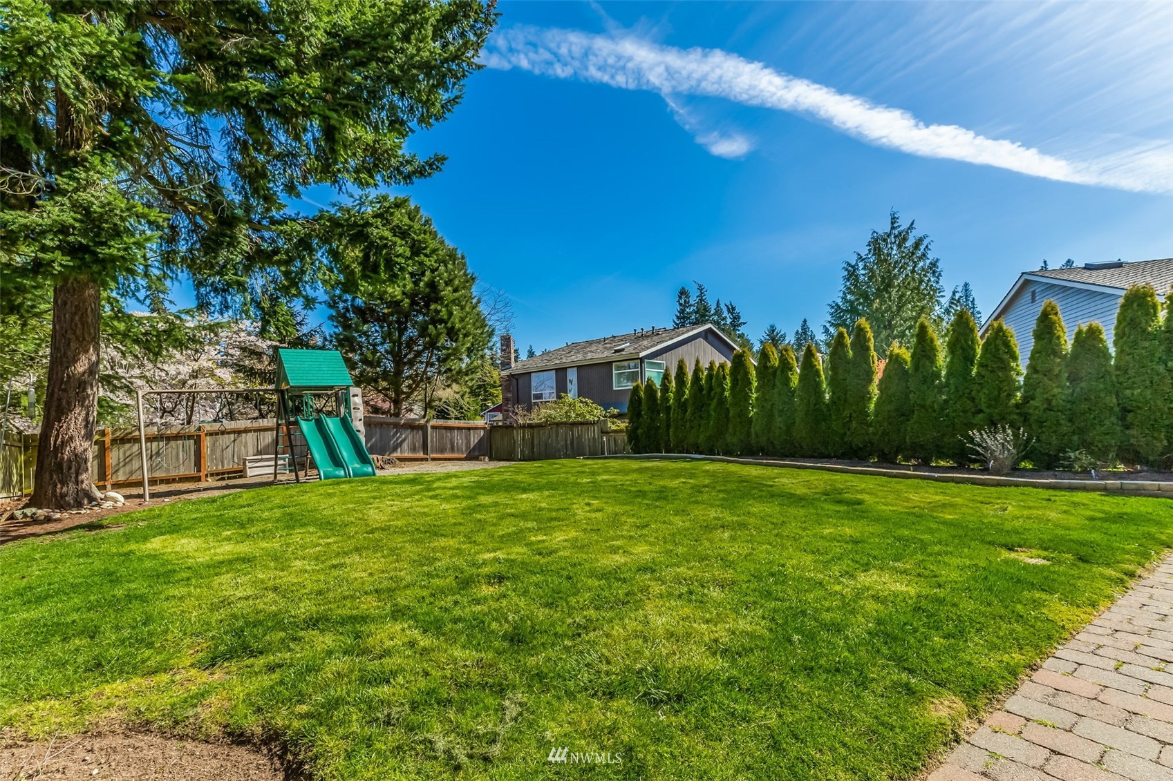 924 Goat Trail Loop Road Mukilteo, WA 98275 - Photo 34 of 40 a garden view