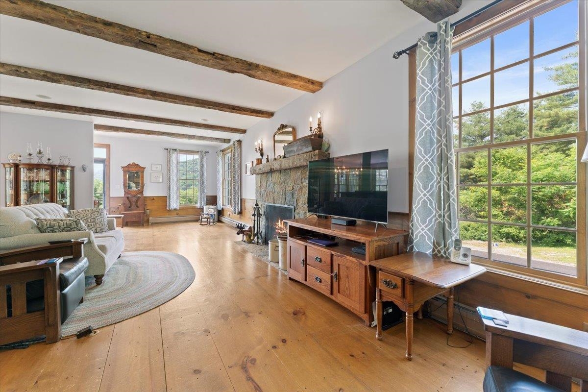 24 Ridge View Place Pownal, VT 05261 - Photo 7 of 40 Gallery Image 7