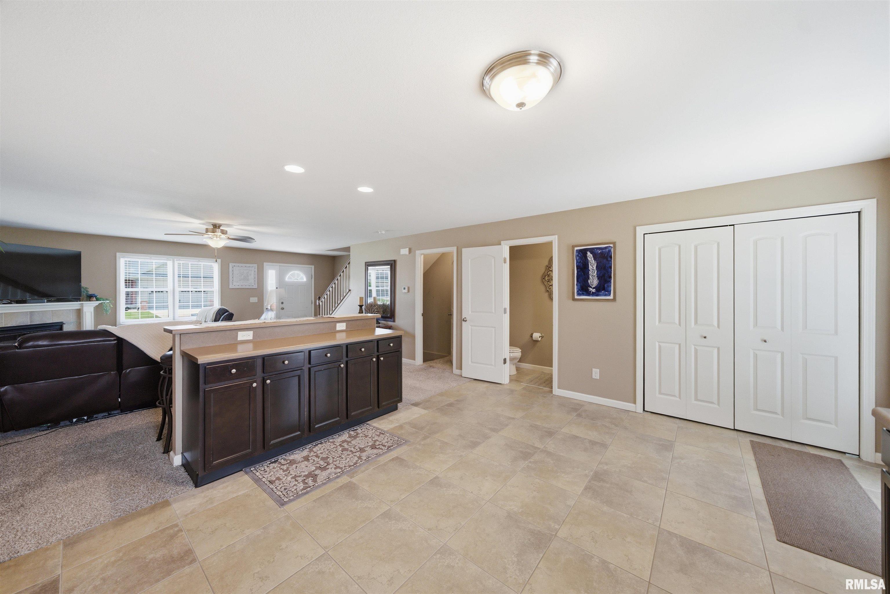 1906 Glenbridge Road Bloomington, IL 61704 - Photo 12 of 33