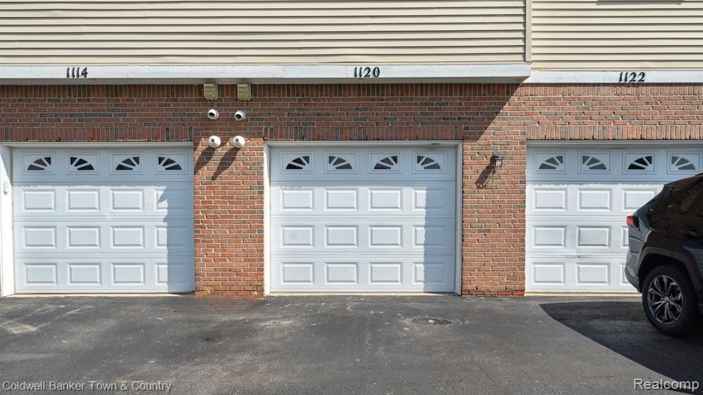 1120 Rial Lake Drive Howell, MI 48843 - Photo 25 of 36 Gallery Image 25