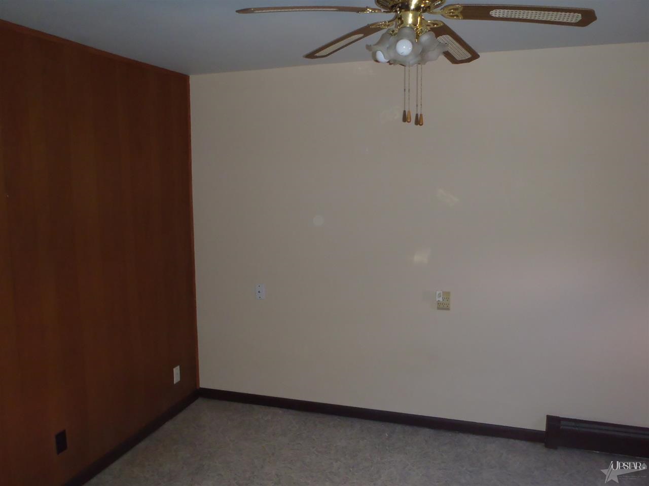 2827 Ridgeway Drive Fort Wayne, IN 46816 - Photo 14 of 22 Gallery Image 14