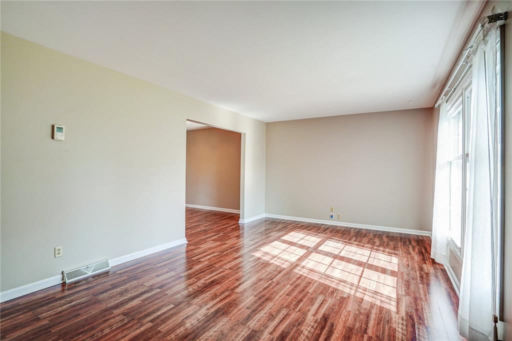 3302 Beech Drive Columbus, IN 47203 - Photo 6 of 38