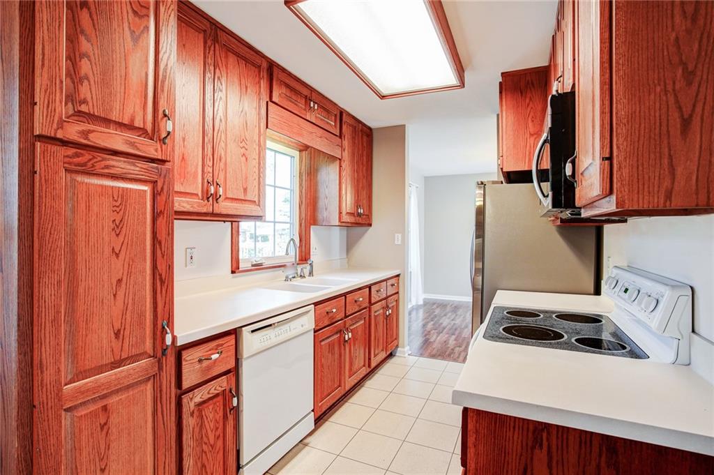 3302 Beech Drive Columbus, IN 47203 - Photo 10 of 38