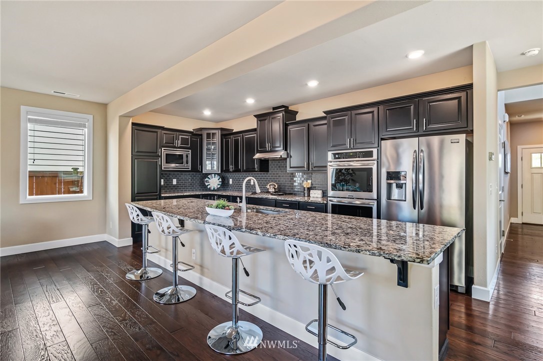 3905 176th Street Southeast Bothell, WA 98012 - Photo 12 of 39