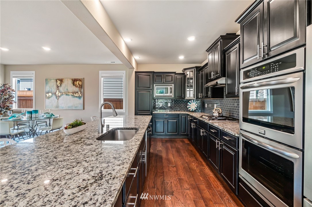 3905 176th Street Southeast Bothell, WA 98012 - Photo 13 of 39