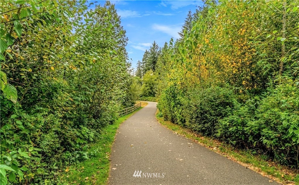 3905 176th Street Southeast Bothell, WA 98012 - Photo 37 of 39