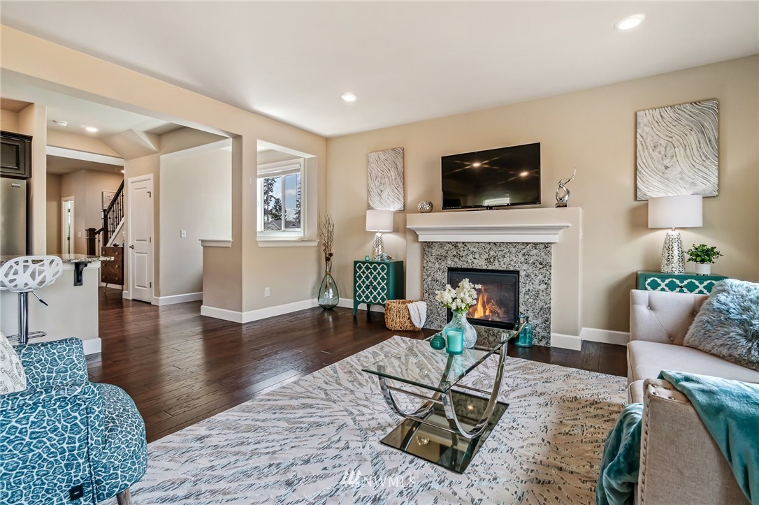 3905 176th Street Southeast Bothell, WA 98012 - Photo 6 of 39