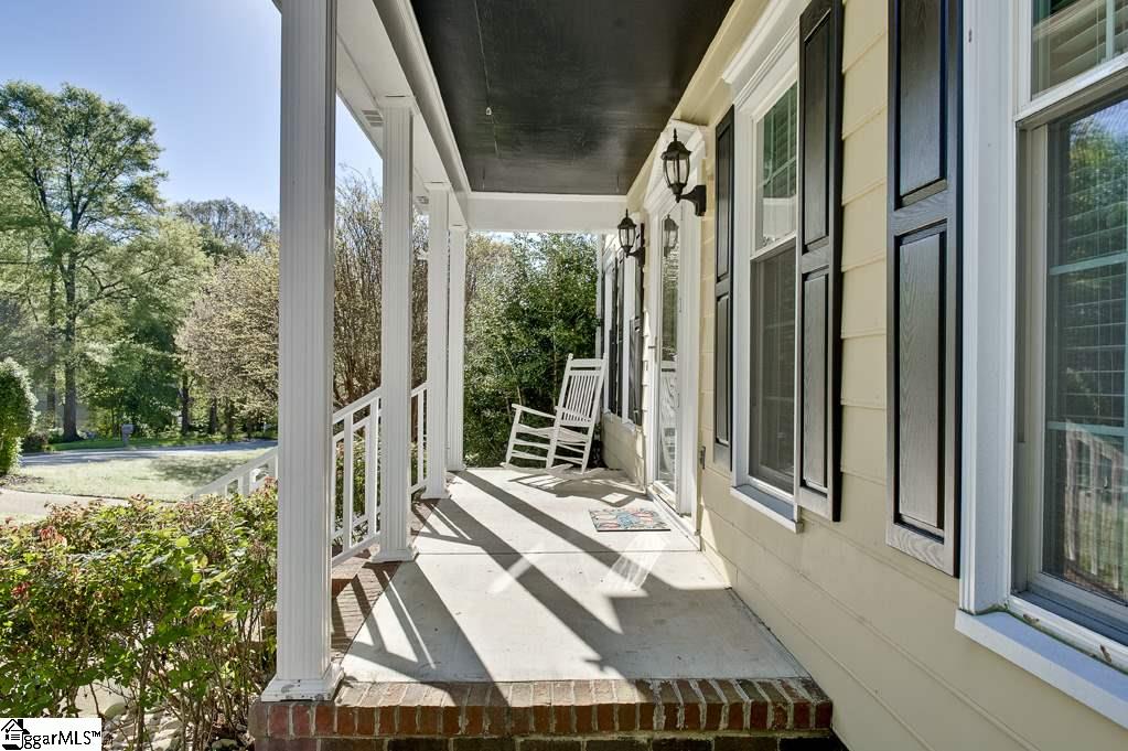 214 Burning Bush Road Greenville, SC 29607 - Photo 3 of 34 Gallery Image 3